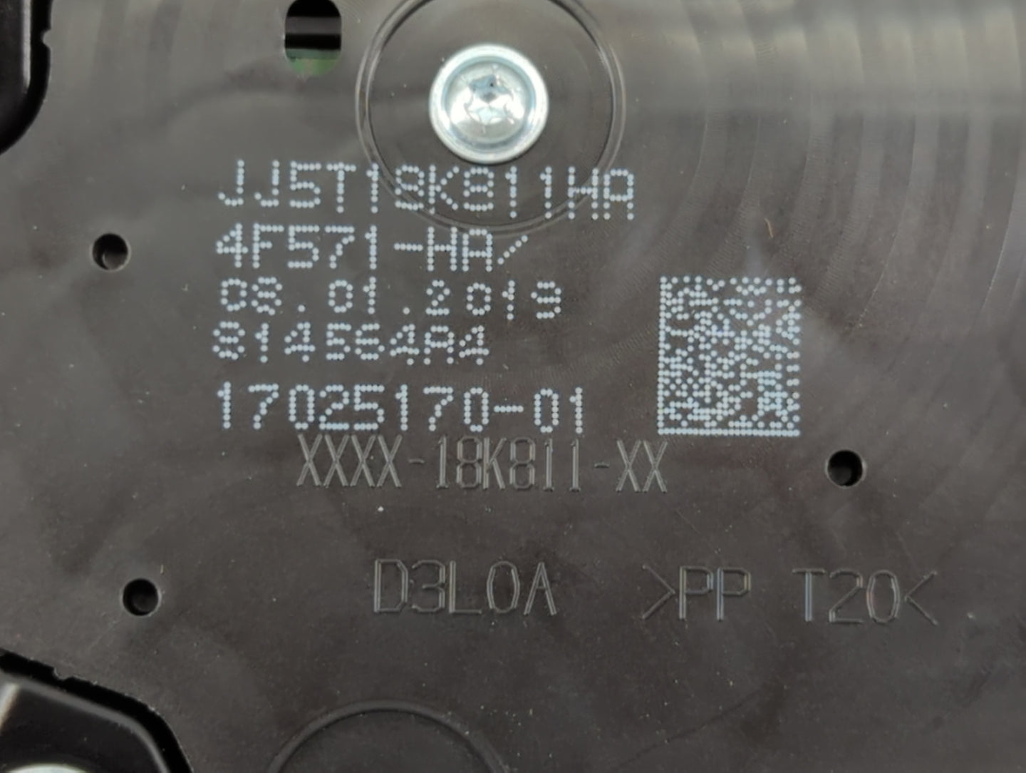 2017-2019 Ford Escape Radio AM FM Cd Player Receiver Replacement P/N:JJ5T 18K811 HA Fits Fits 2017 2018 2019 OEM Used Auto P