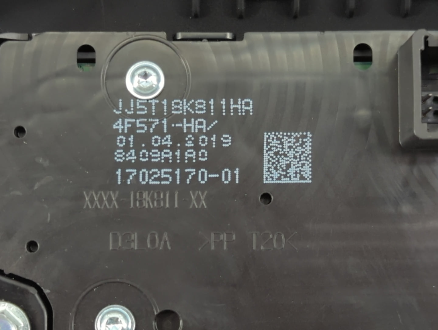 2017-2019 Ford Escape Radio AM FM Cd Player Receiver Replacement P/N:JJ5T 18K811 HA Fits Fits 2017 2018 2019 OEM Used Auto P