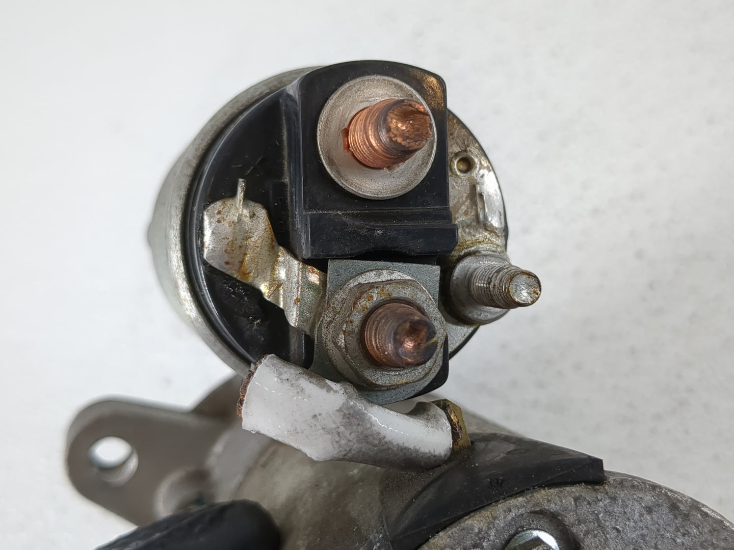 2017-2019 Ford Escape Car Starter Motor Solenoid OEM P/N:8172VI F1FT-11000-EB Fits Fits 2017 2018 2019 OEM Used Auto Parts -