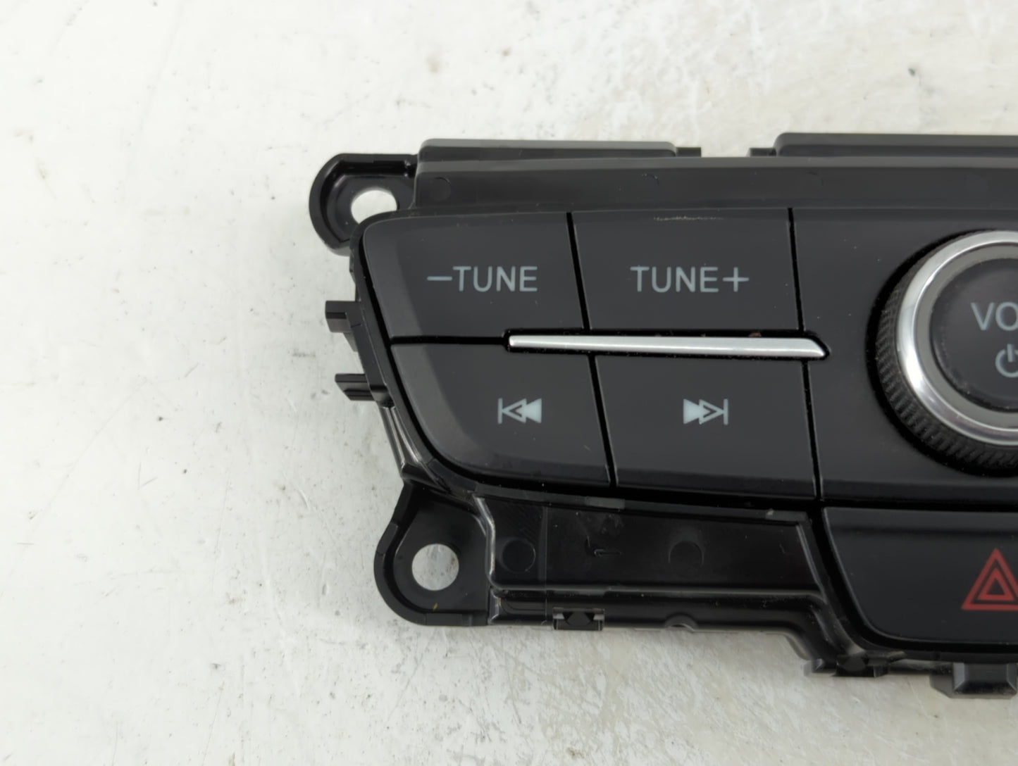 2017-2019 Ford Escape Radio AM FM Cd Player Receiver Replacement P/N:JJ5T-18K811 HA Fits Fits 2017 2018 2019 OEM Used Auto P