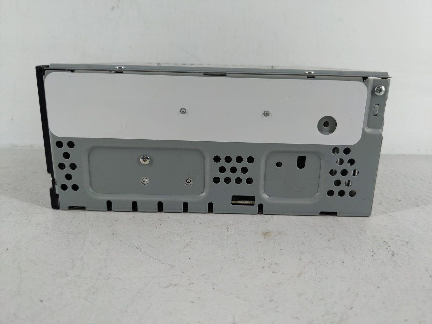 2019 Ford Escape Radio AM FM Cd Player Receiver Replacement P/N:GJ5T-19C107-KA Fits OEM Used Auto Parts - Oemusedautoparts1.