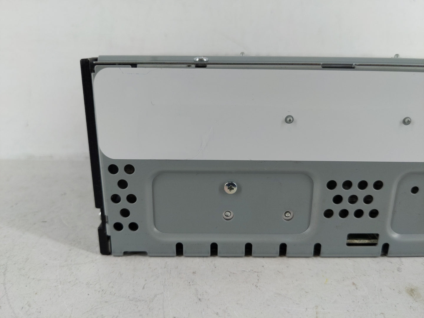 2019 Ford Escape Radio AM FM Cd Player Receiver Replacement P/N:GJ5T-19C107-KA Fits OEM Used Auto Parts - Oemusedautoparts1.
