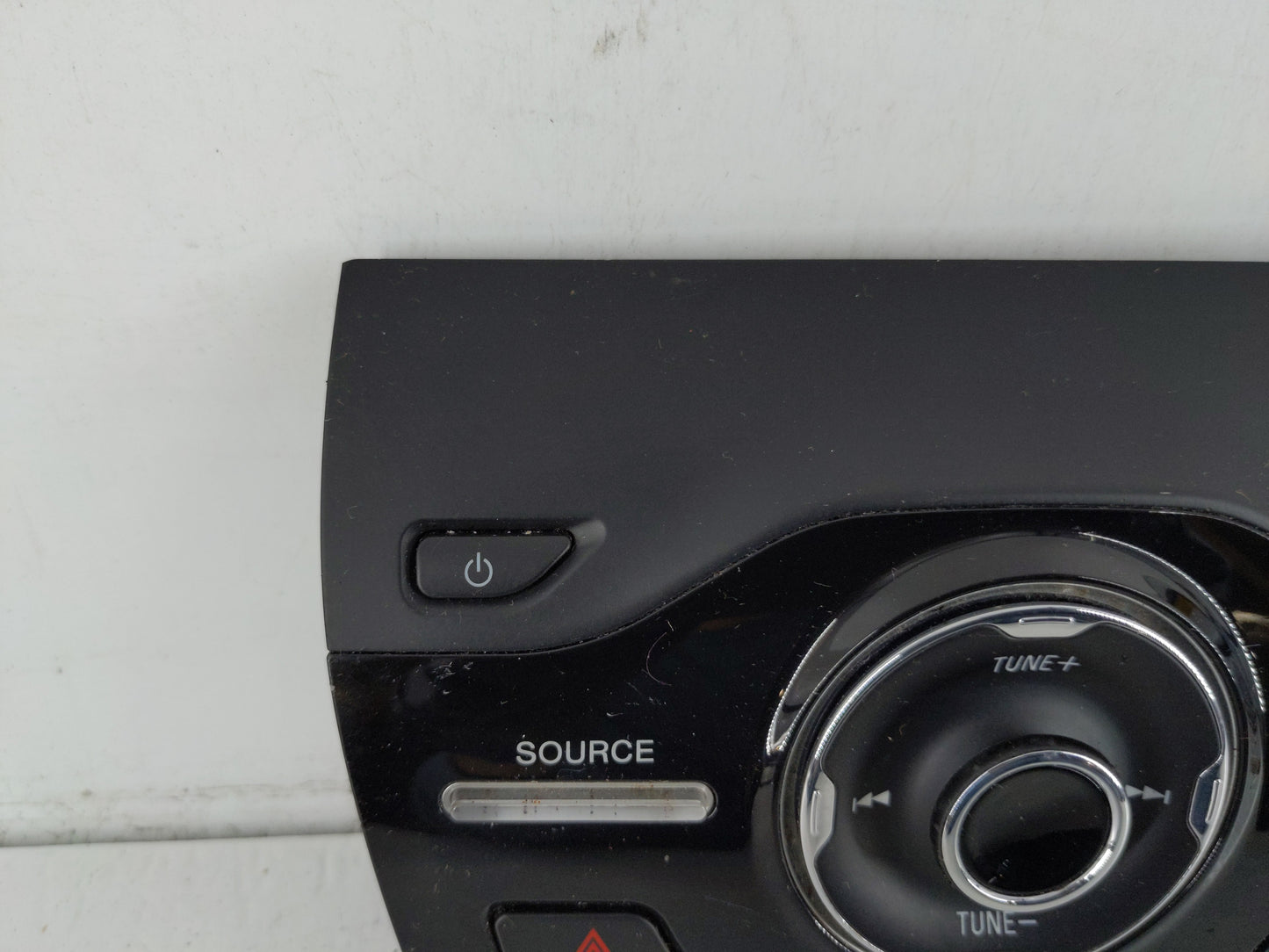 2017-2019 Ford Escape Radio AM FM Cd Player Receiver Replacement P/N:JJ5T-18K811-FA Fits Fits 2017 2018 2019 OEM Used Auto P