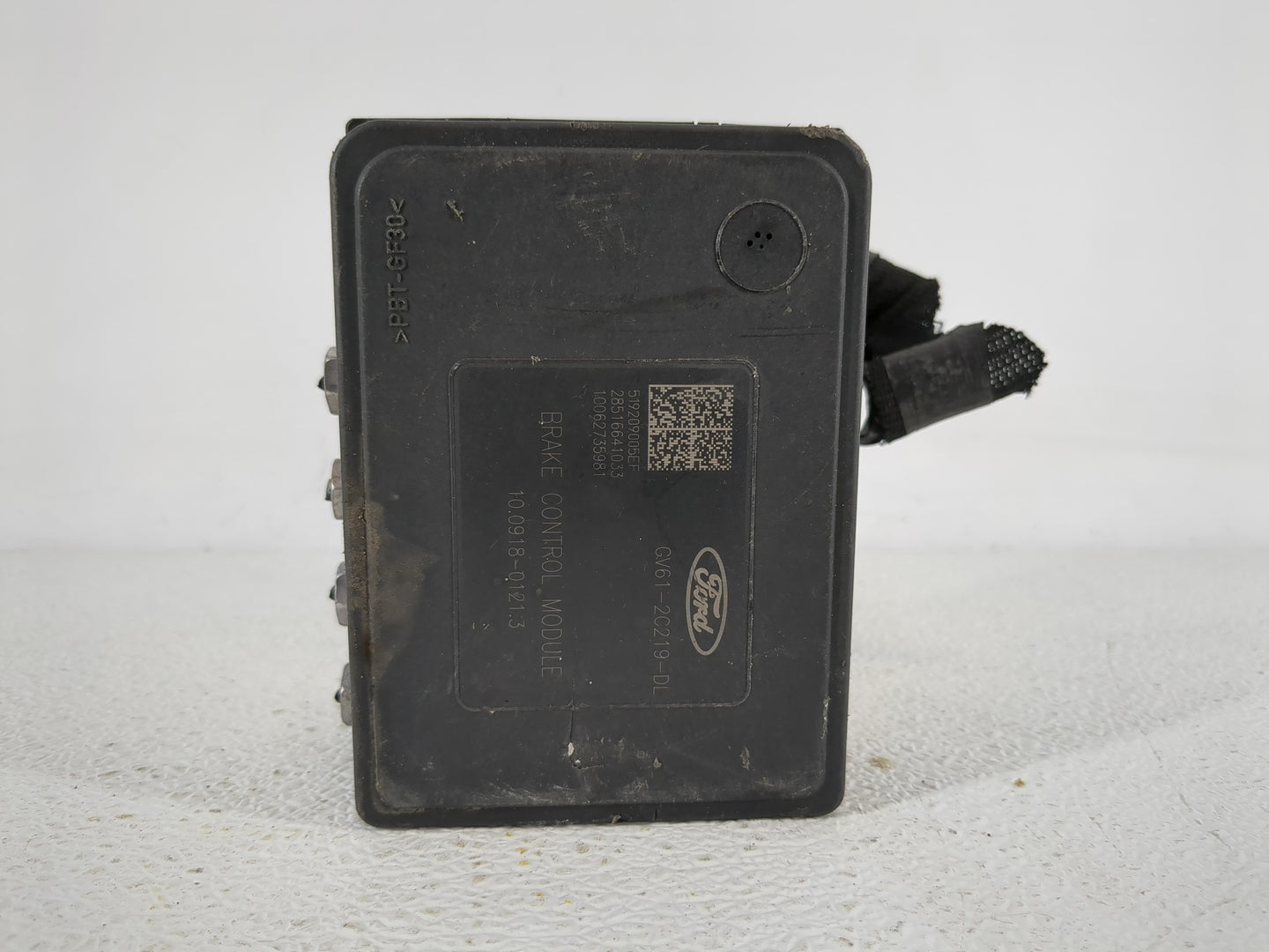 2017-2019 Ford Escape ABS Pump Control Module Replacement P/N:GV61-2C405-CL Fits Fits 2017 2018 2019 OEM Used Auto Parts - O