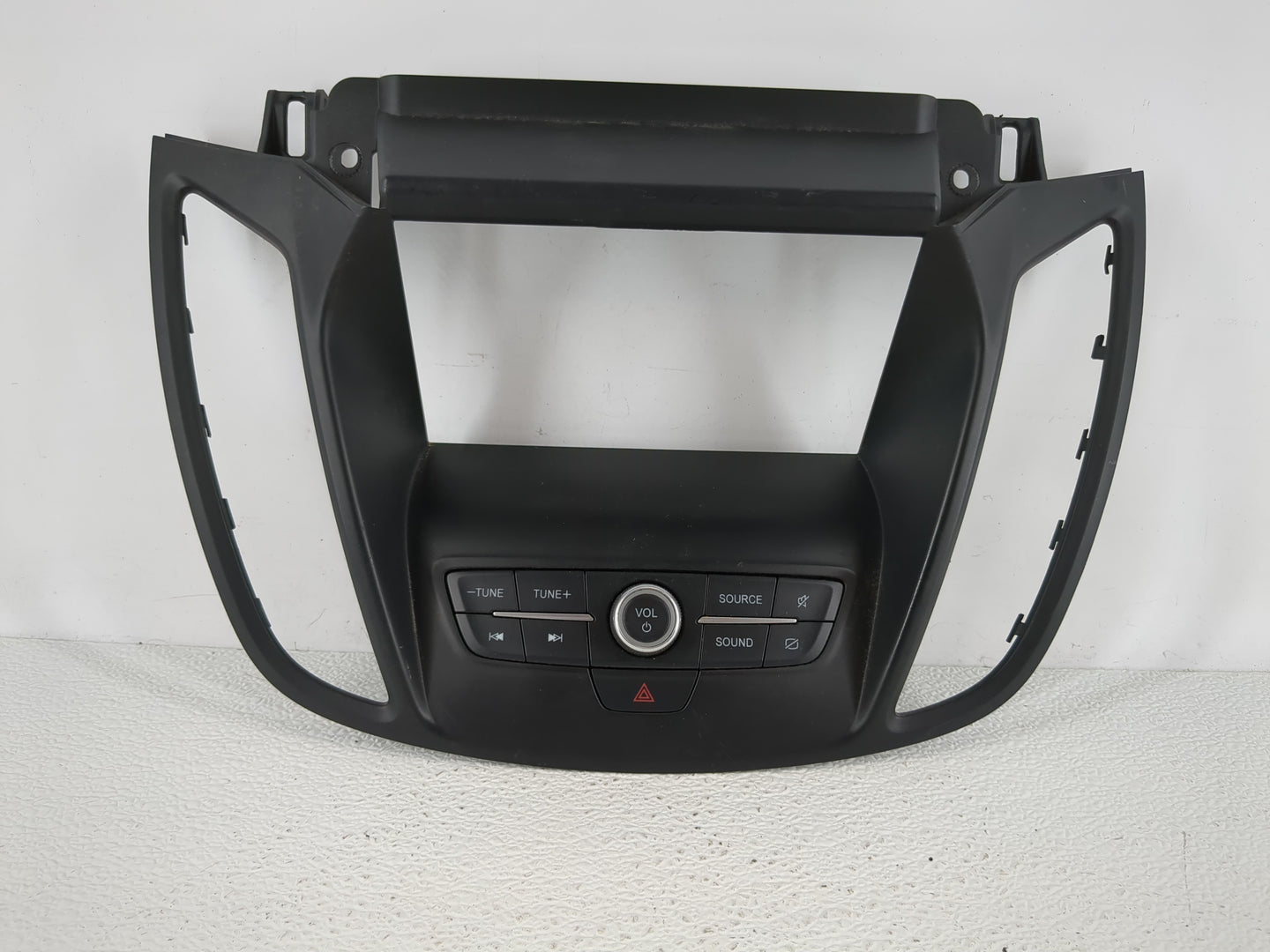 2017-2019 Ford Escape Radio AM FM Cd Player Receiver Replacement P/N:JJ5T 18K811 HA Fits Fits 2017 2018 2019 OEM Used Auto P