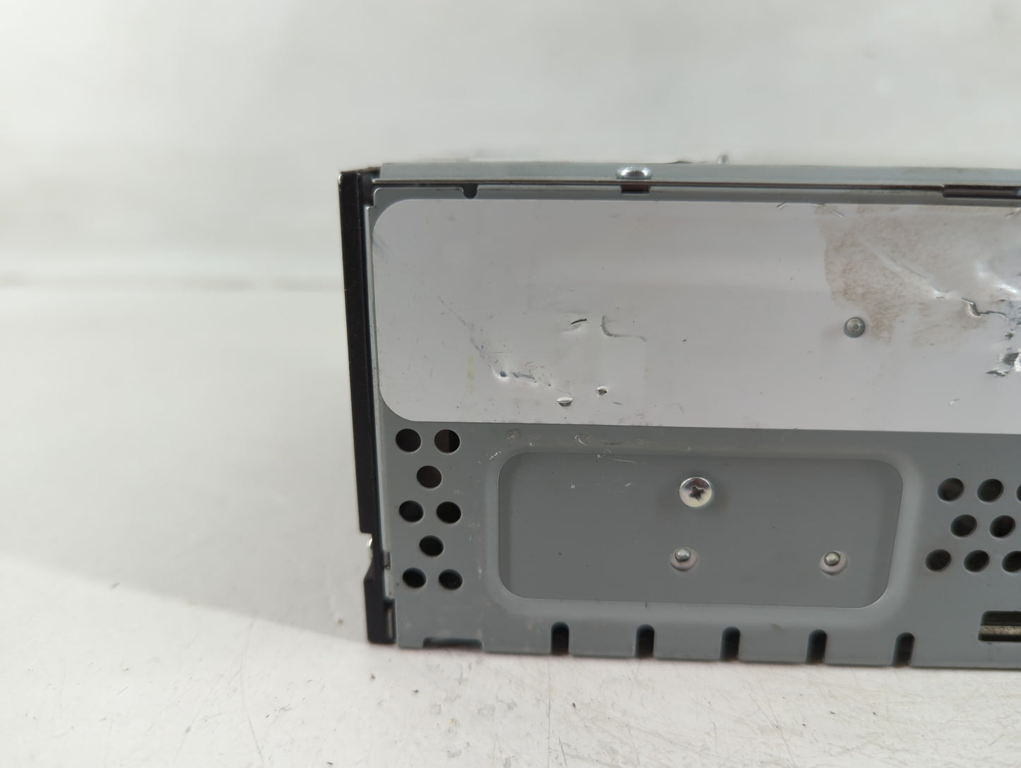 2019 Ford Escape Radio AM FM Cd Player Receiver Replacement P/N:CQ-RJ38N54M Fits OEM Used Auto Parts - Oemusedautoparts1.com