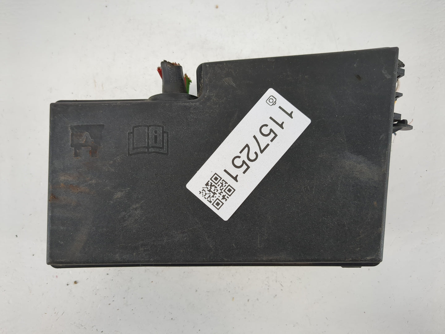 2019 Ford Escape Fusebox Fuse Box Panel Relay Module P/N:E02345500 Fits OEM Used Auto Parts - Oemusedautoparts1.com