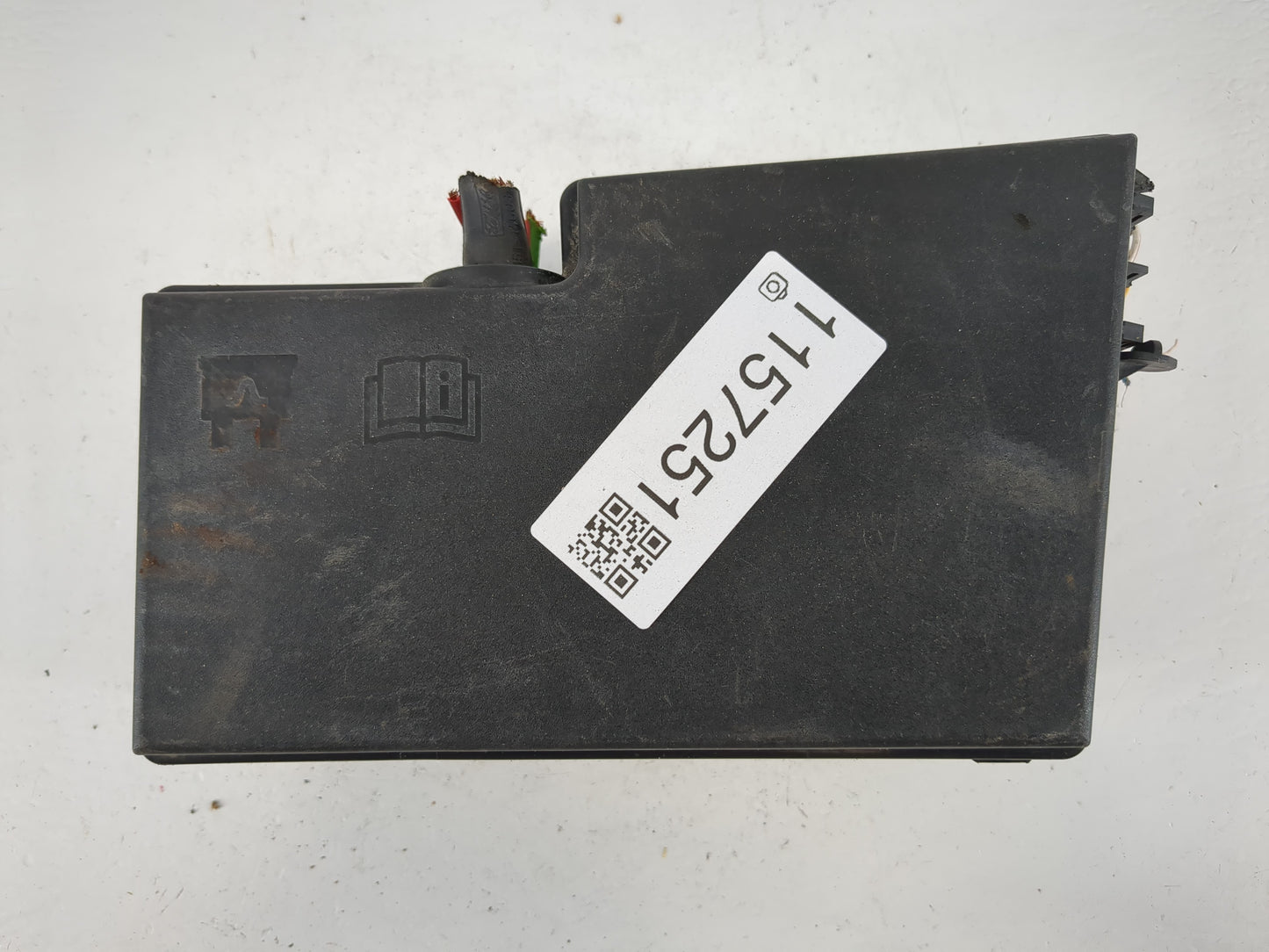 2019 Ford Escape Fusebox Fuse Box Panel Relay Module P/N:E02345500 Fits OEM Used Auto Parts - Oemusedautoparts1.com