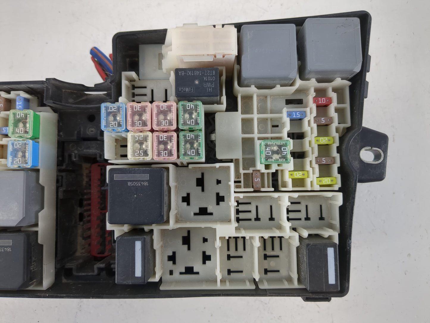 2019 Ford Escape Fusebox Fuse Box Panel Relay Module P/N:AV6T-14A142-AB Fits OEM Used Auto Parts - Oemusedautoparts1.com