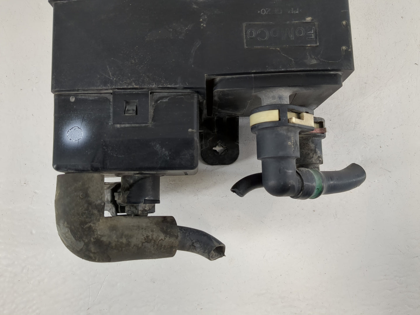 2019 Ford Escape Fuel Vapor Charcoal Canister - Oemusedautoparts1.com