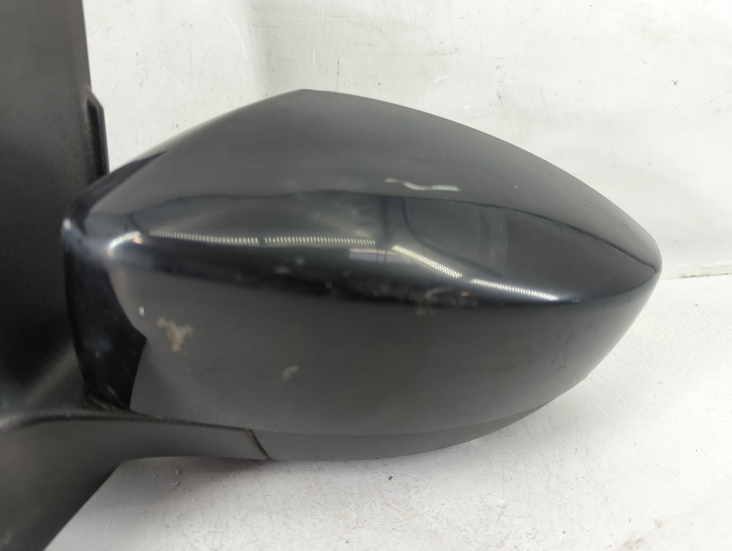 2017-2019 Ford Escape Driver Side View Mirror - Left Door Mirror OEM Used - Oemusedautoparts1.com