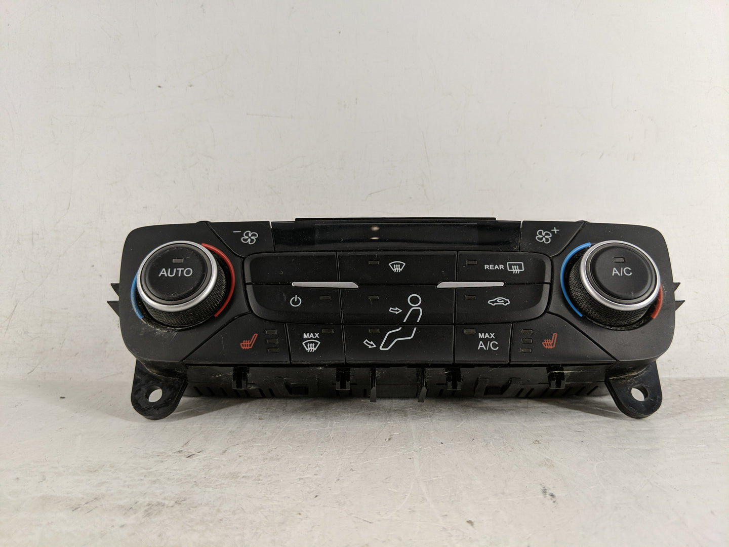 2018-2019 Ford Escape Climate Control Module Temperature AC/Heater Replacement P/N:GJ5T-18C612-CK Fits Fits 2018 2019 OEM Us