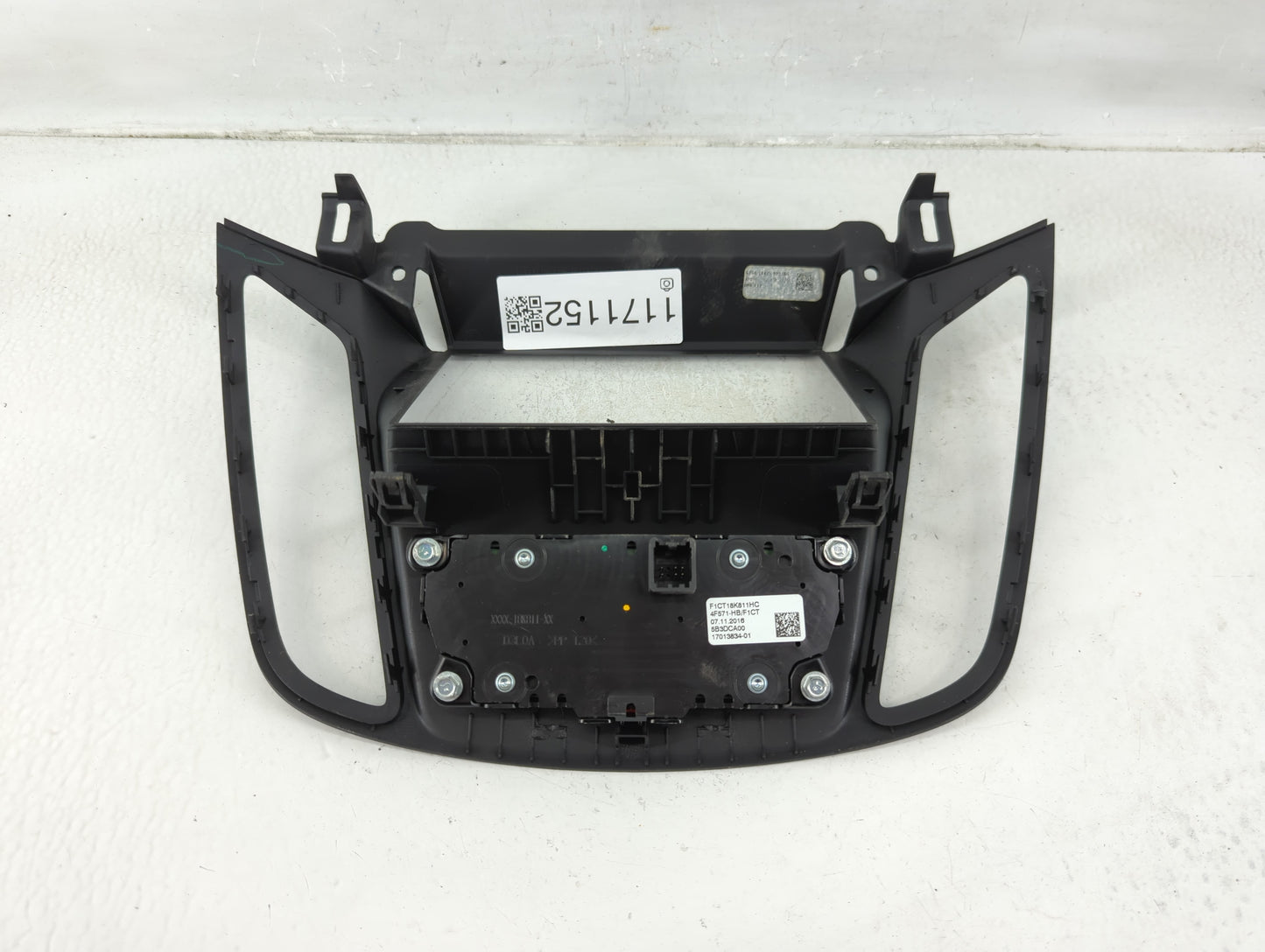 2017-2019 Ford Escape Radio AM FM Cd Player Receiver Replacement P/N:JJ5T 18K811 HA Fits Fits 2017 2018 2019 OEM Used Auto P