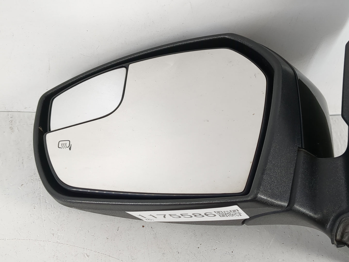 2017-2019 Ford Escape Driver Side View Mirror - Left Door Mirror OEM Used - Oemusedautoparts1.com