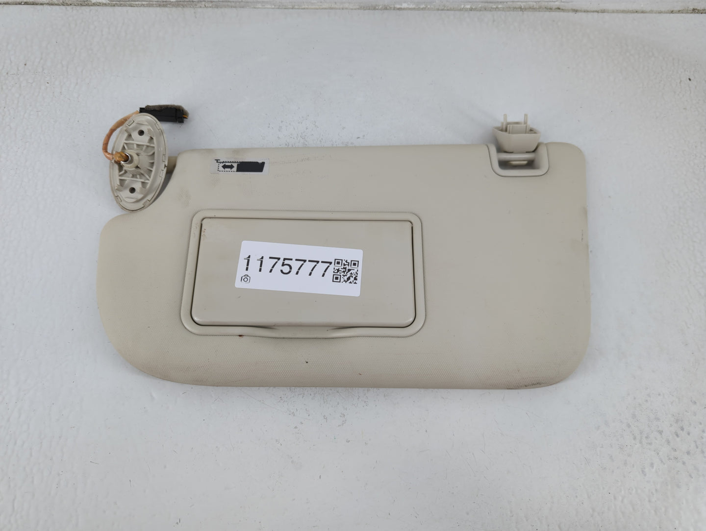 2013-2019 Ford Escape Sun Visor Shade Replacement Driver Left Mirror Fits Fits 2013 2014 2015 2016 2017 2018 2019 OEM Used A