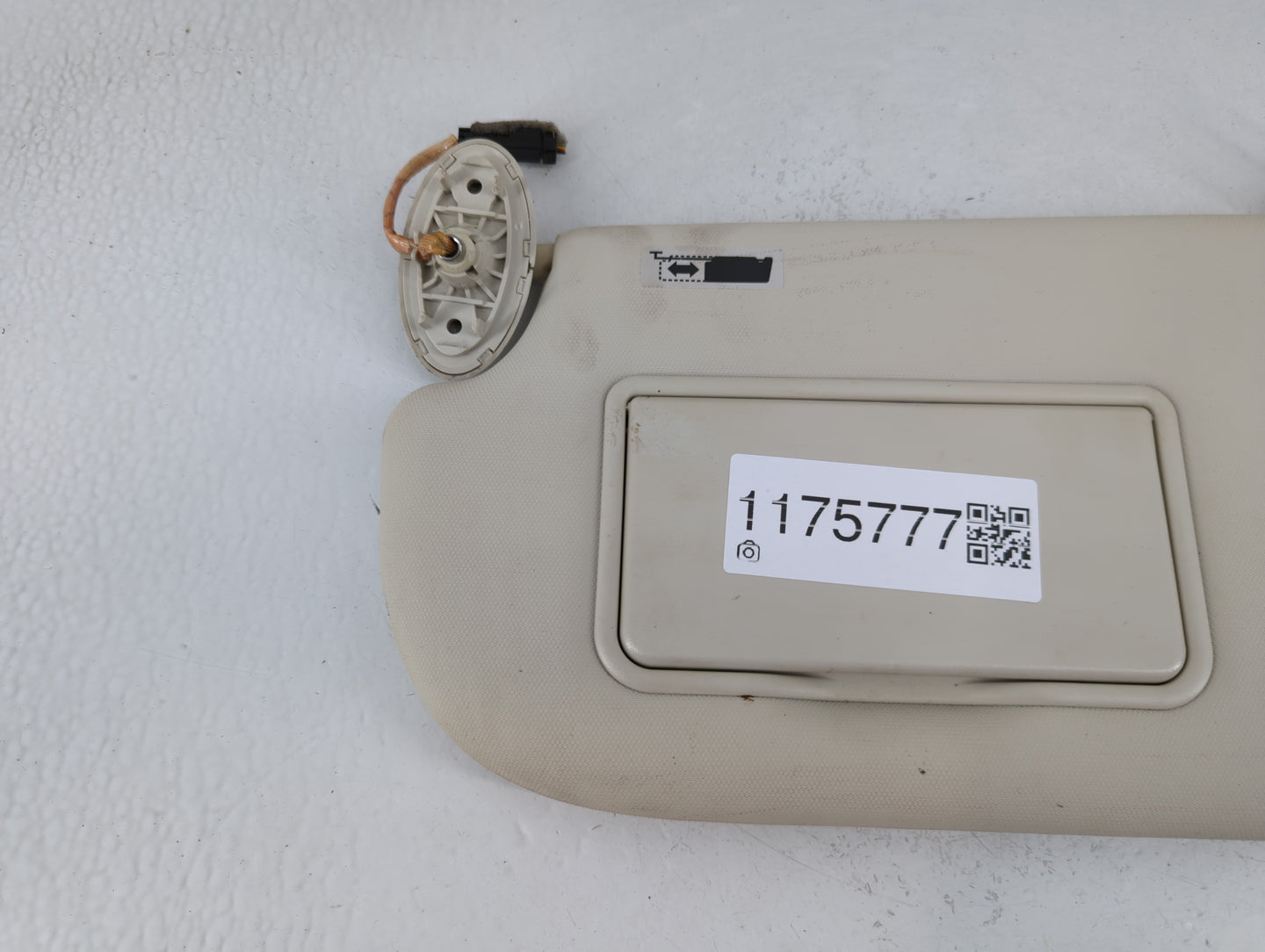 2013-2019 Ford Escape Sun Visor Shade Replacement Driver Left Mirror Fits Fits 2013 2014 2015 2016 2017 2018 2019 OEM Used A