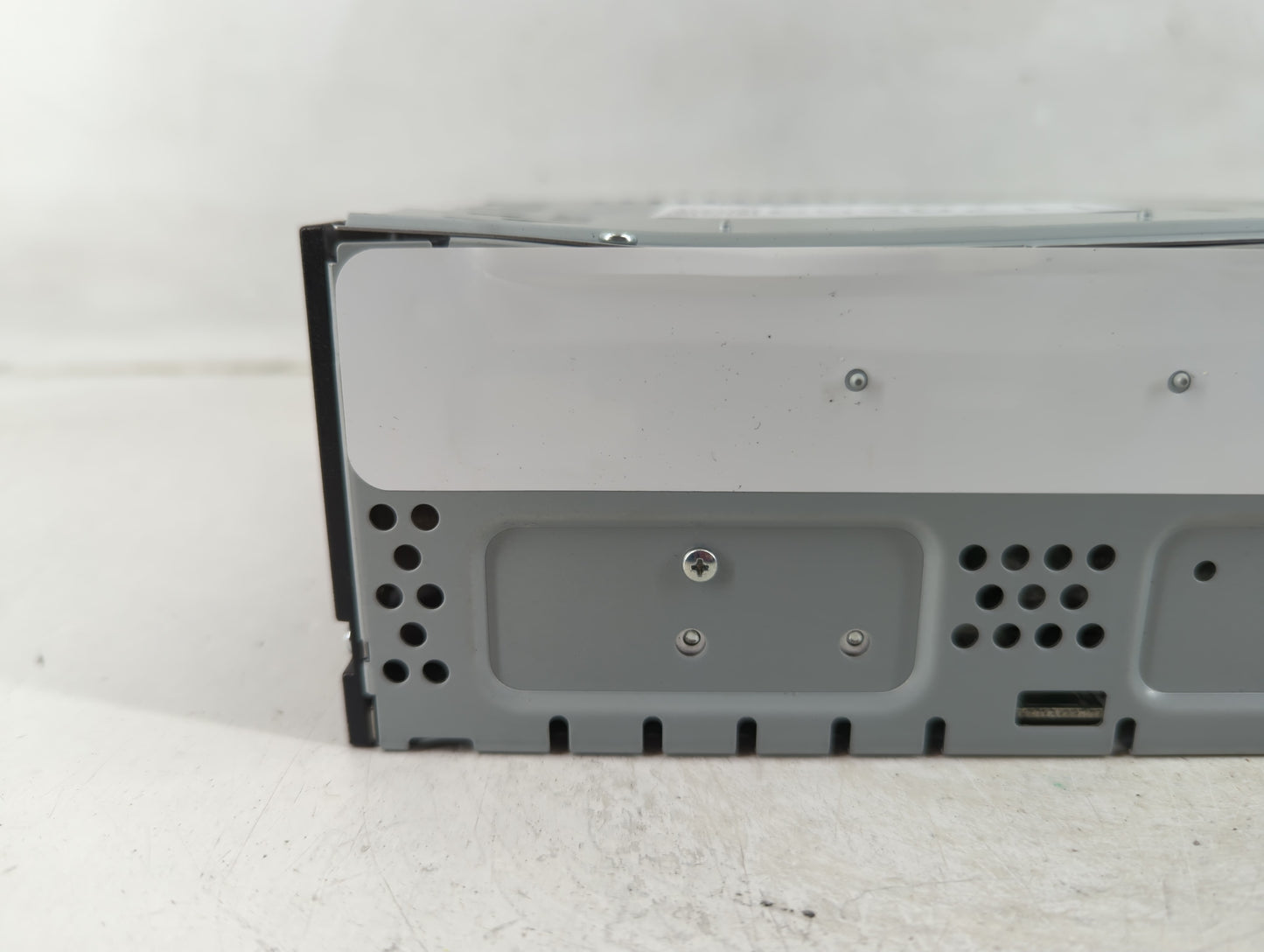 2017-2019 Ford Escape Radio AM FM Cd Player Receiver Replacement Fits Fits 2017 2018 2019 OEM Used Auto Parts - Oemusedautop