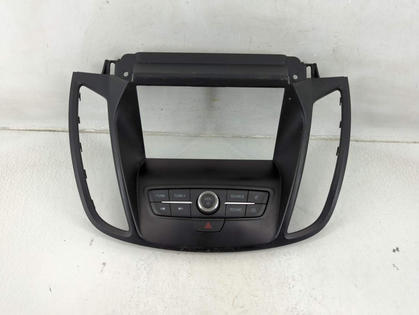 2017-2019 Ford Escape Radio AM FM Cd Player Receiver Replacement P/N:17025170-01 Fits Fits 2017 2018 2019 OEM Used Auto Part