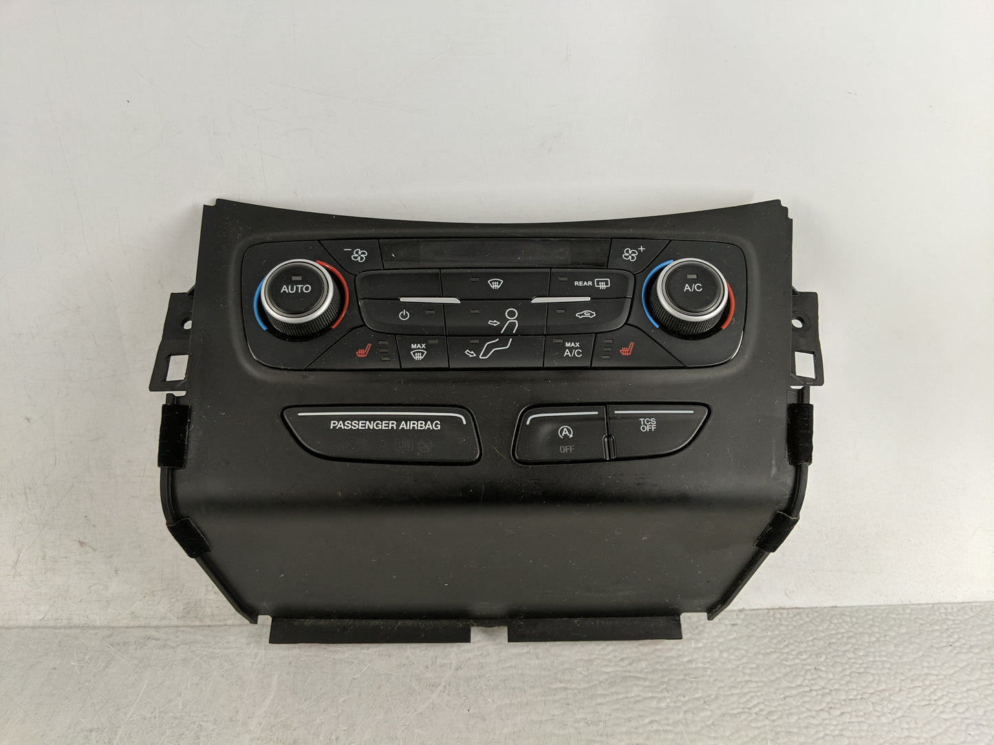 2018-2019 Ford Escape Climate Control Module Temperature AC/Heater Replacement P/N:GJ5T-18C612-CJ Fits Fits 2018 2019 OEM Us