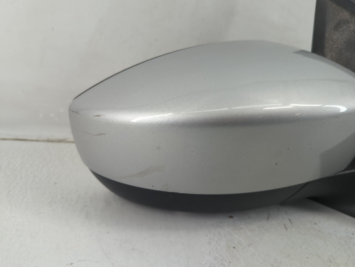 2017-2019 Ford Escape Passenger Side View Mirror - Right Door Mirror OEM Used - Oemusedautoparts1.com