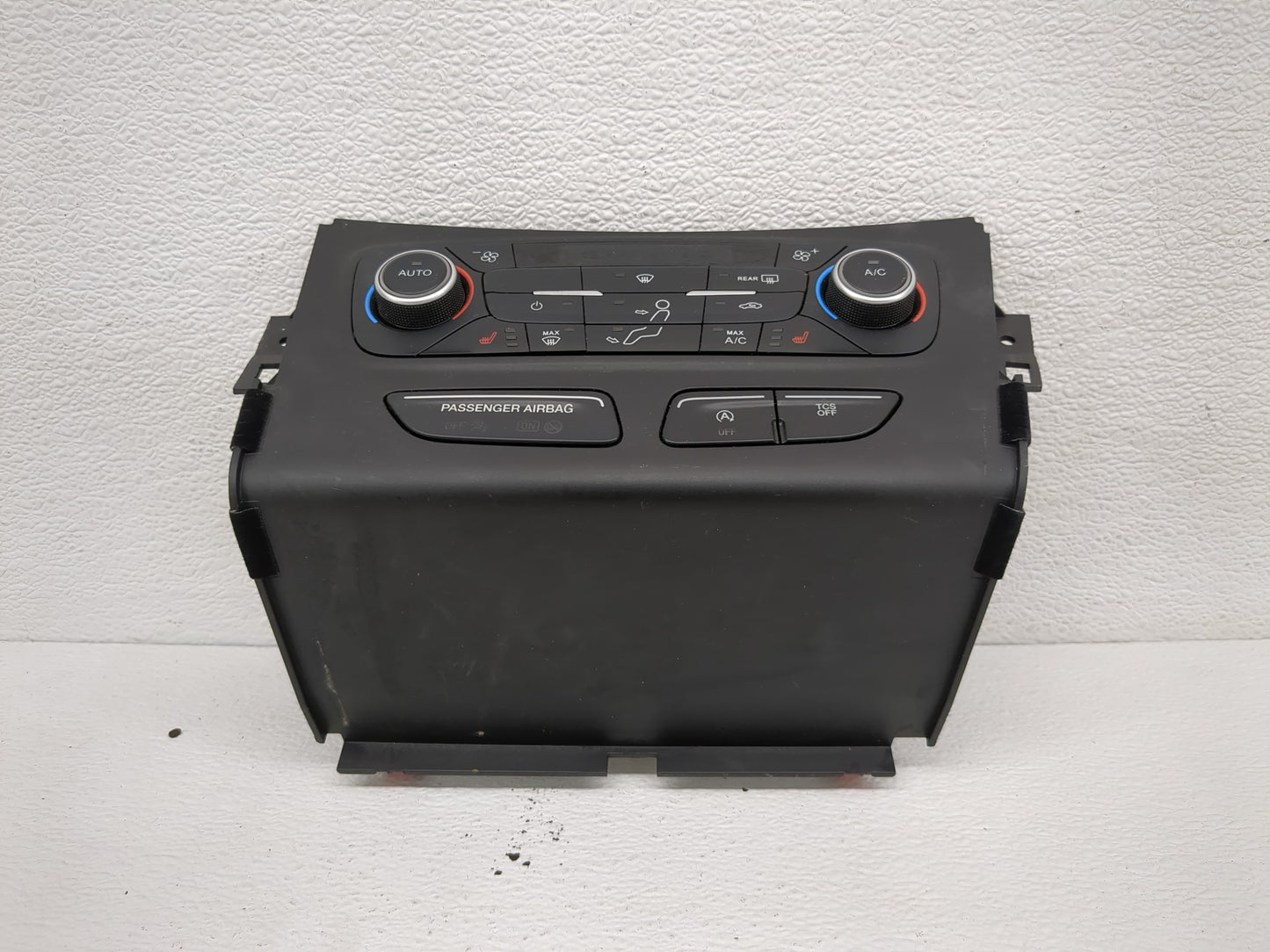 2018-2019 Ford Escape Climate Control Module Temperature AC/Heater Replacement P/N:GJ5T-18C612-CJ Fits Fits 2018 2019 OEM Us