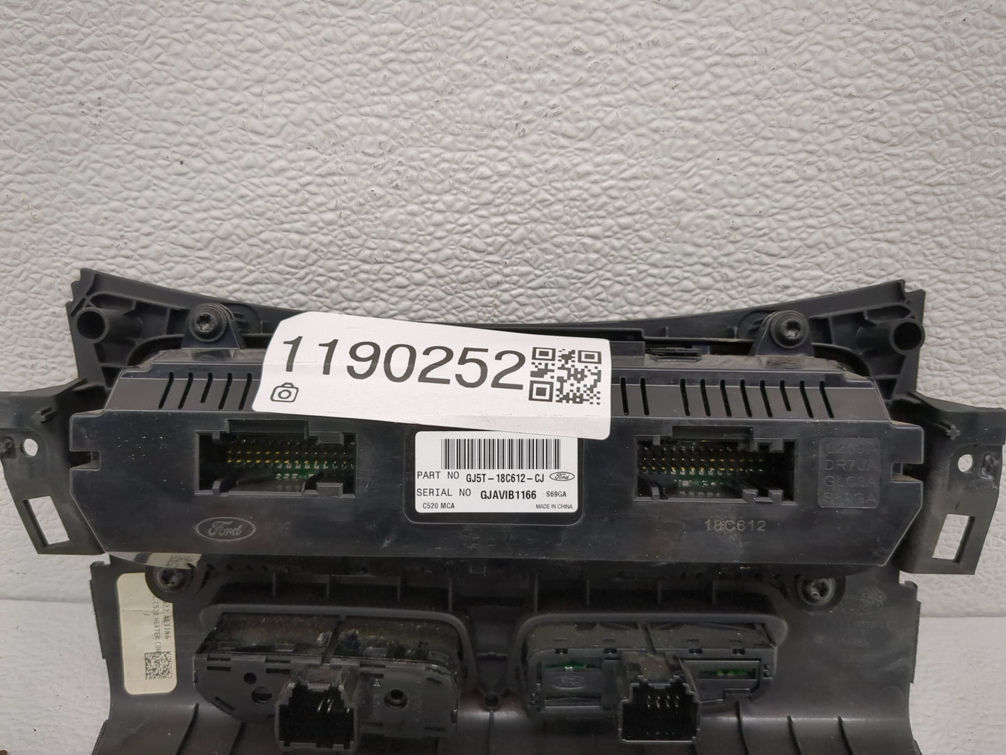 2018-2019 Ford Escape Climate Control Module Temperature AC/Heater Replacement P/N:GJ5T-18C612-CJ Fits Fits 2018 2019 OEM Us
