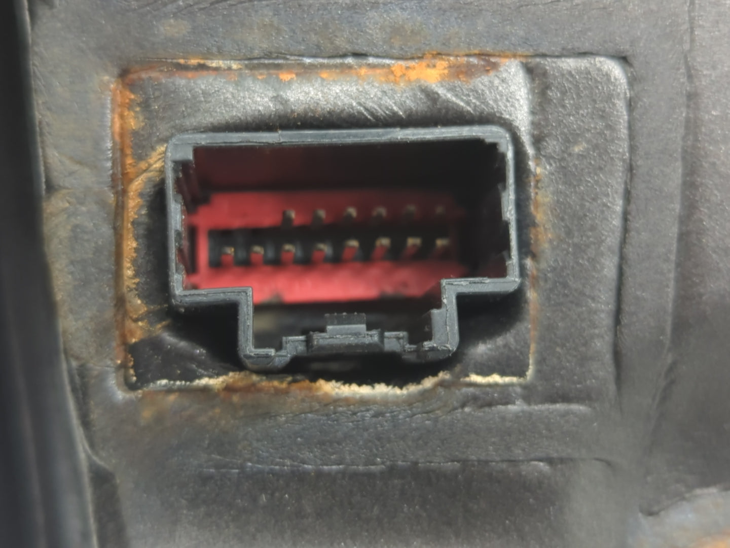 2013-2016 Ford Escape Driver Side View Mirror - Left Door Mirror OEM Used - Oemusedautoparts1.com