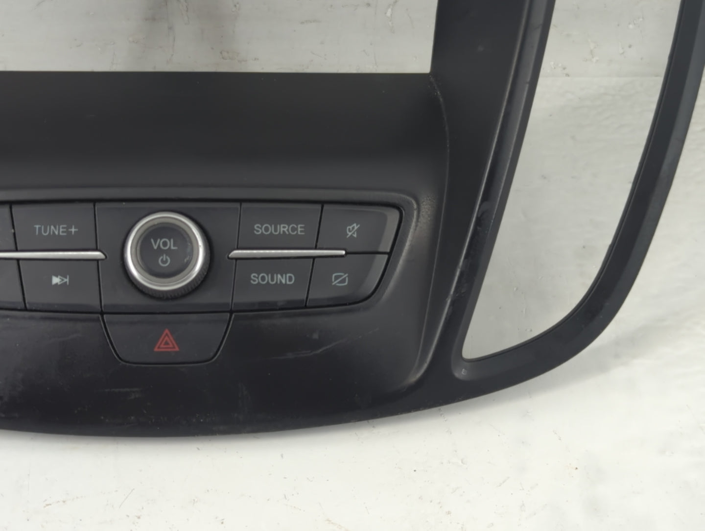 2017-2019 Ford Escape Radio Control Panel - Oemusedautoparts1.com