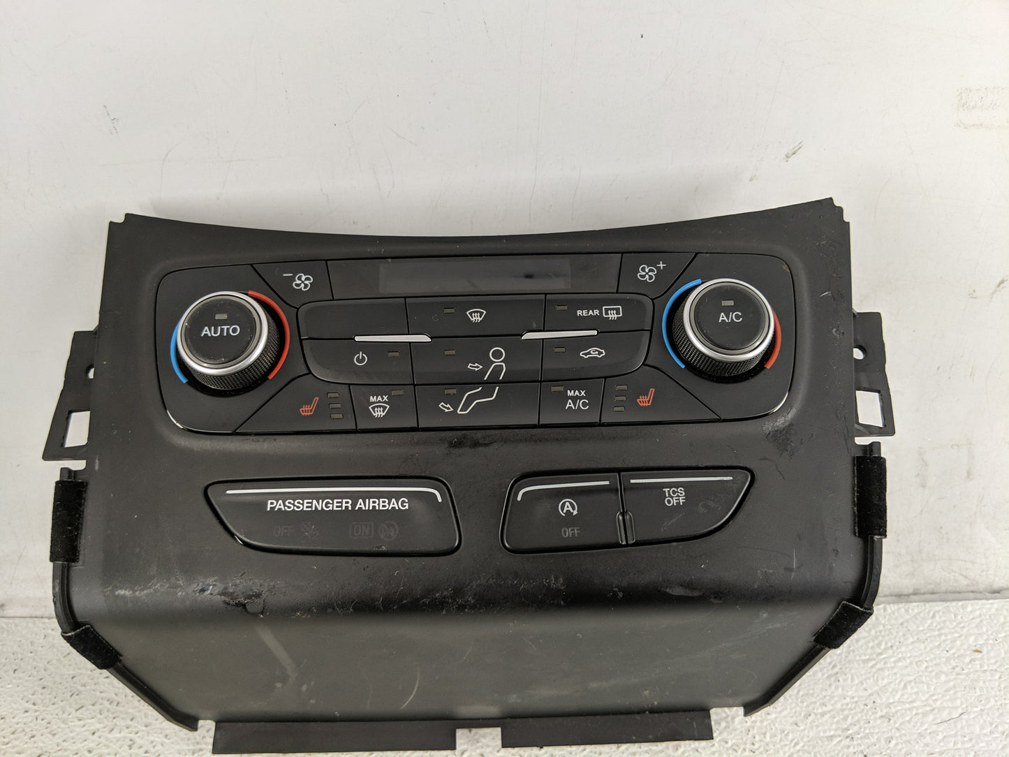 2018-2019 Ford Escape Climate Control Module Temperature AC/Heater Replacement P/N:GJ5T-18C612-CJ Fits Fits 2018 2019 OEM Us