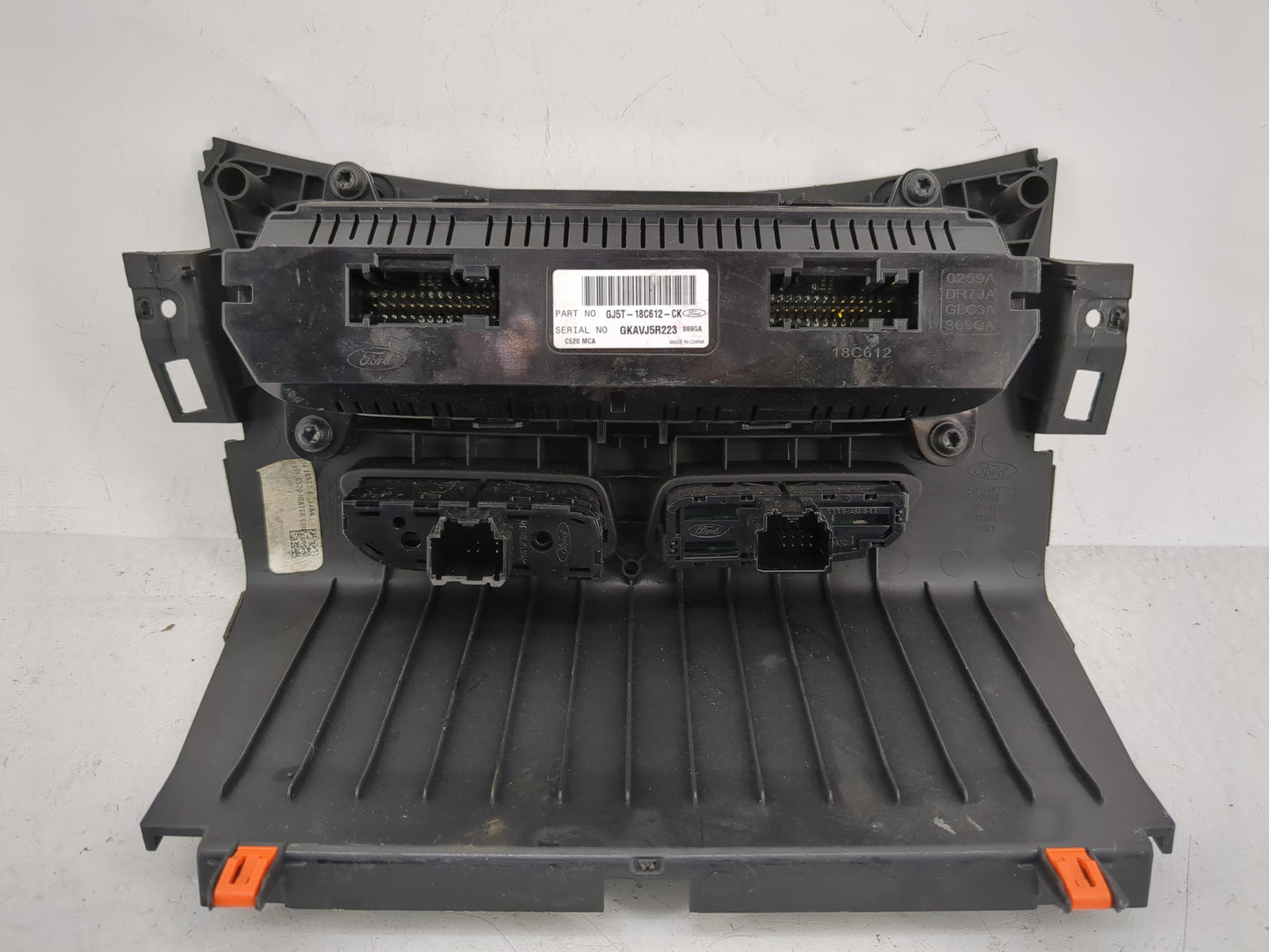 2018-2019 Ford Escape Climate Control Module Temperature AC/Heater Replacement P/N:GJ5T-18C612-CK Fits Fits 2018 2019 OEM Us