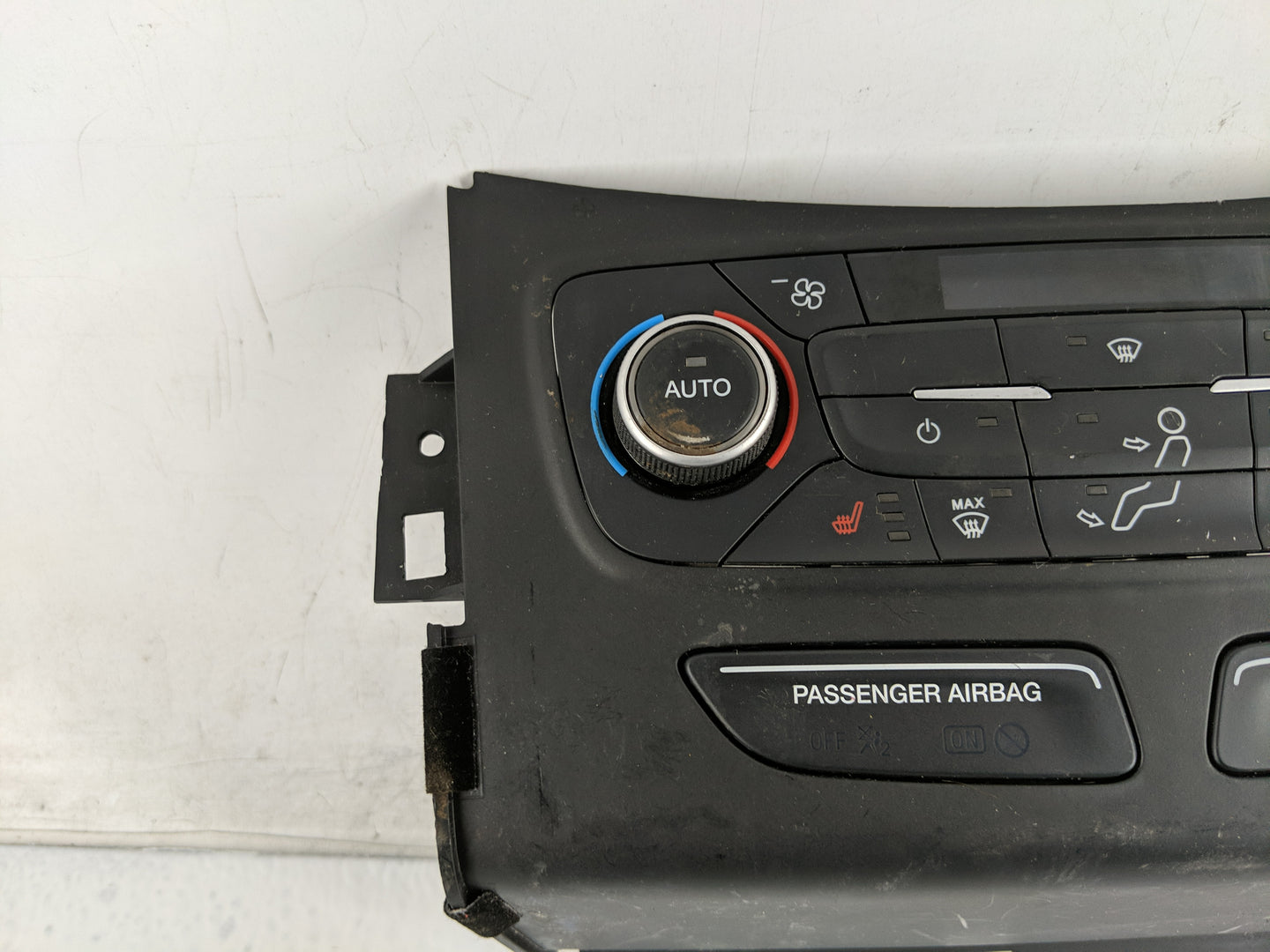 2018-2019 Ford Escape Climate Control Module Temperature AC/Heater Replacement P/N:GJ5T-18C612-CK Fits Fits 2018 2019 OEM Us