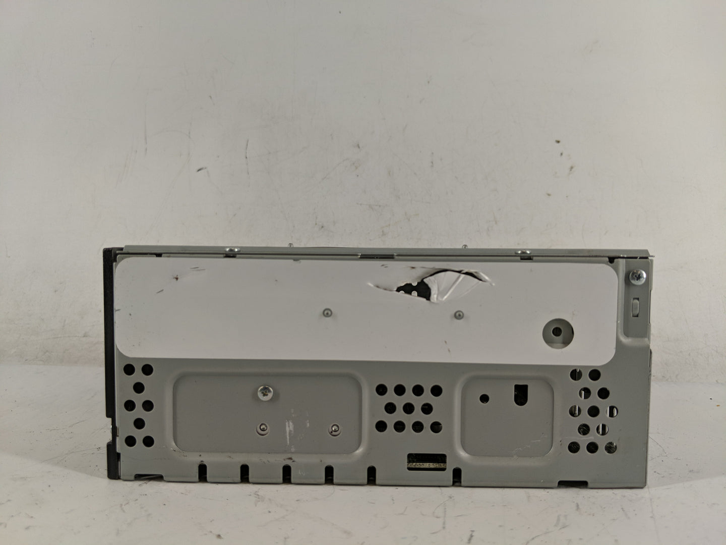 2019 Ford Escape Radio AM FM Cd Player Receiver Replacement P/N:GJ5T-19C107-KA Fits OEM Used Auto Parts - Oemusedautoparts1.