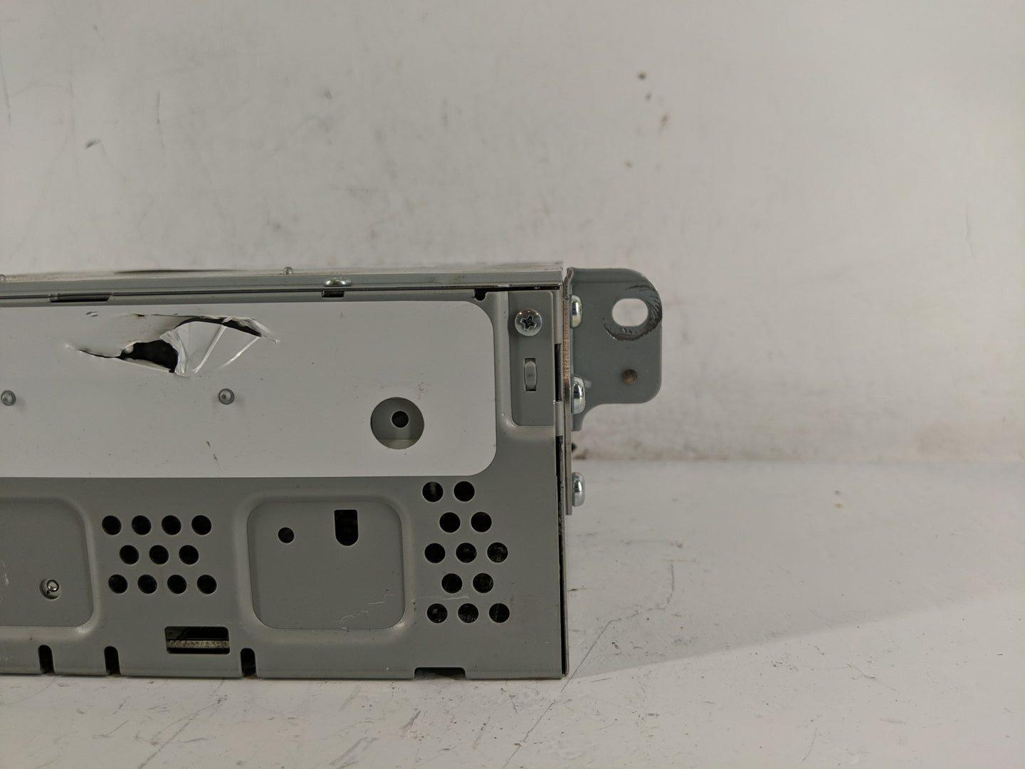 2019 Ford Escape Radio AM FM Cd Player Receiver Replacement P/N:GJ5T-19C107-KA Fits OEM Used Auto Parts - Oemusedautoparts1.