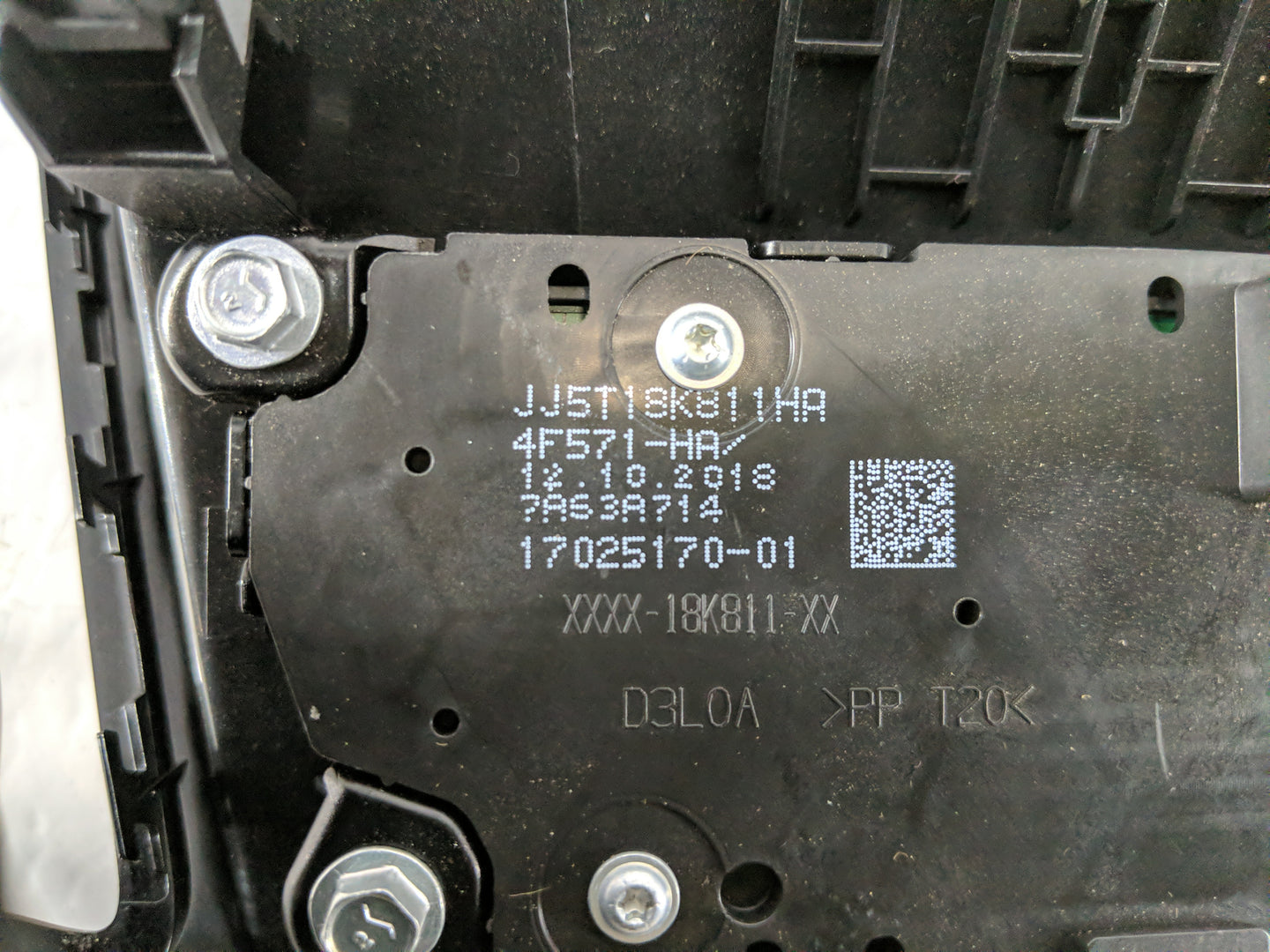 2017-2019 Ford Escape Radio AM FM Cd Player Receiver Replacement P/N:JJ5T18K811HA XXXX-18K811-XX Fits Fits 2017 2018 2019 OE