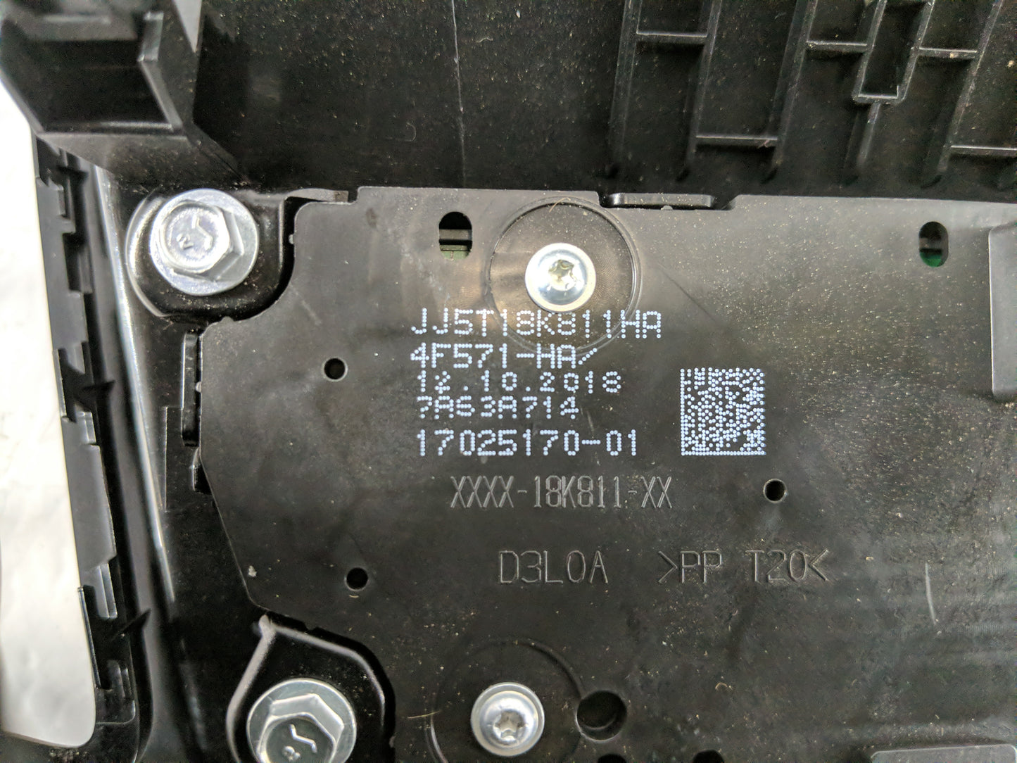 2017-2019 Ford Escape Radio AM FM Cd Player Receiver Replacement P/N:JJ5T18K811HA XXXX-18K811-XX Fits Fits 2017 2018 2019 OE