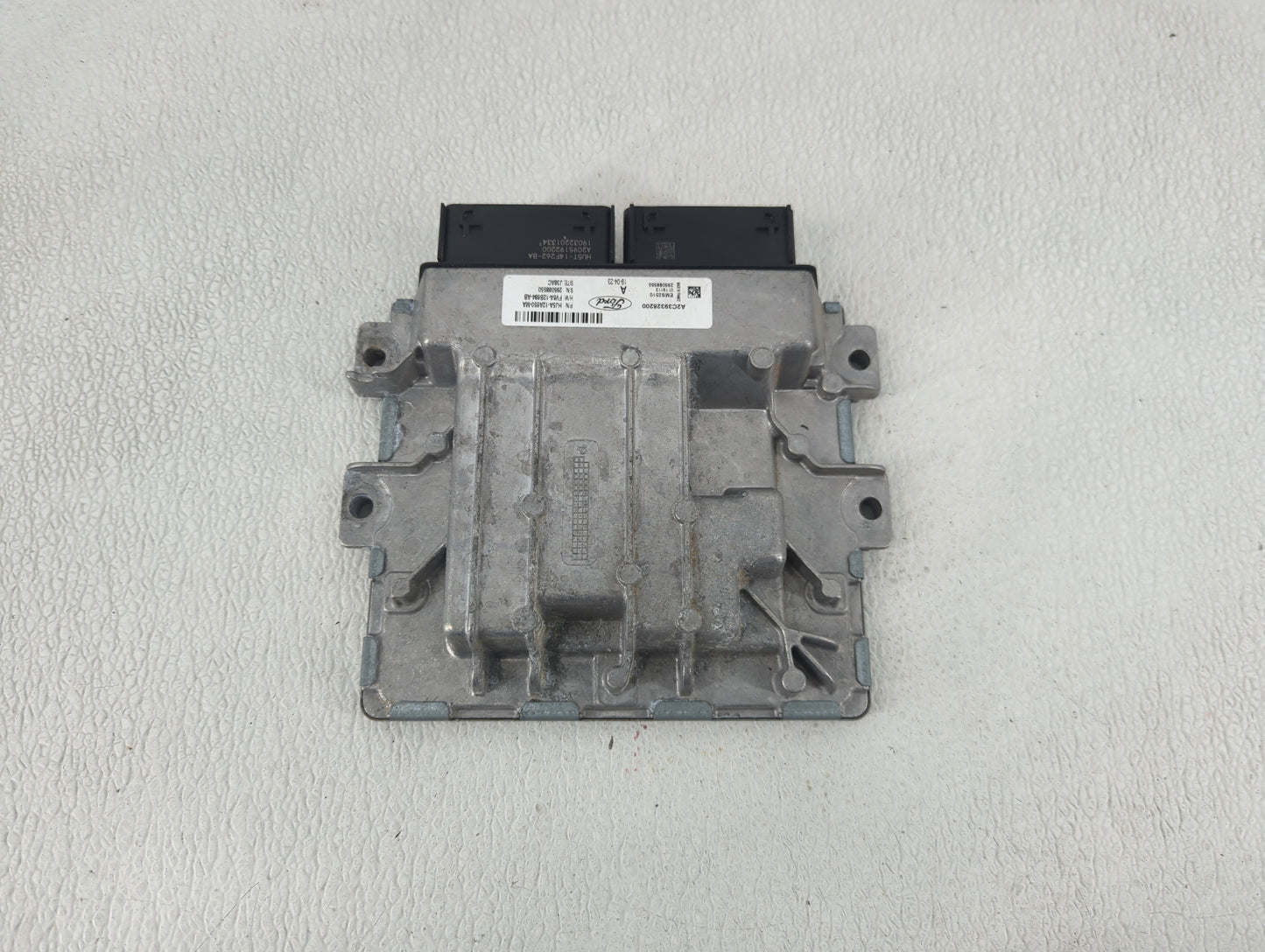 2017-2019 Ford Escape PCM Engine Control Computer ECU ECM PCU OEM P/N:HJ5A-12A650-MA Fits Fits 2017 2018 2019 OEM Used Auto 