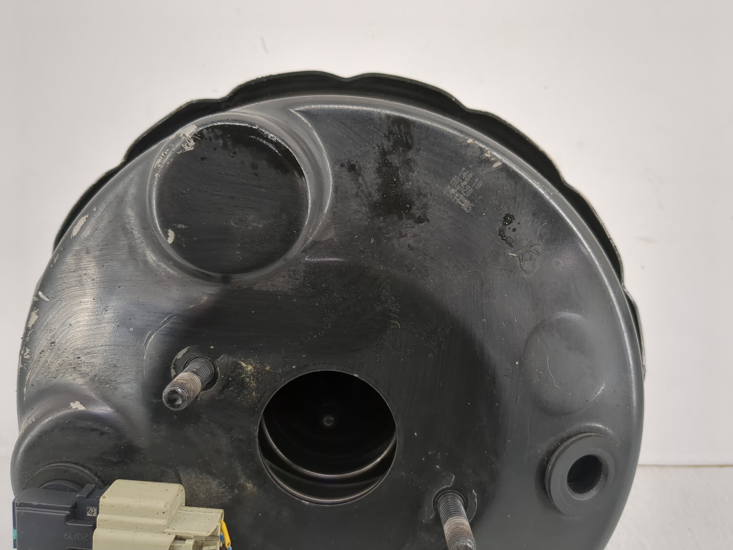 2017-2019 Ford Escape Power Brake Booster Oem 1220926 - Oemusedautoparts1.com