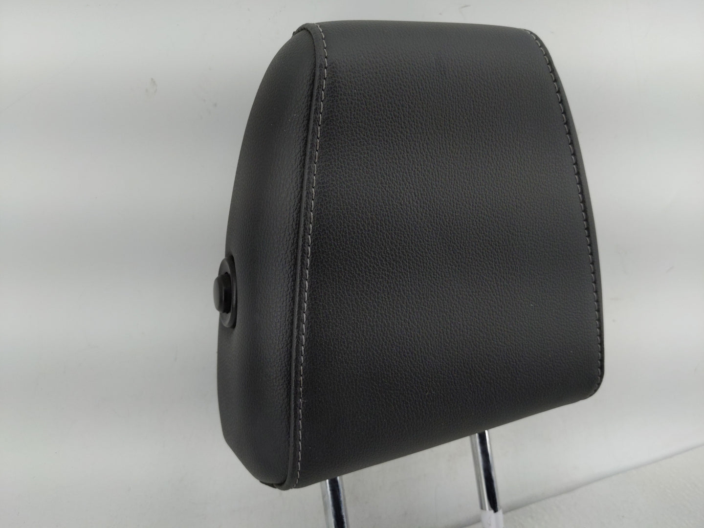 2019 Ford Escape Headrest Head Rest Rear Seat Fits OEM Used Auto Parts - Oemusedautoparts1.com