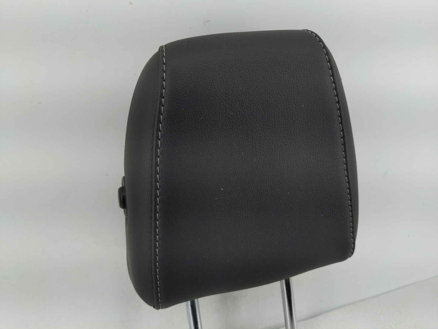 2019 Ford Escape Headrest Head Rest Front Driver Passenger Seat Fits OEM Used Auto Parts - Oemusedautoparts1.com