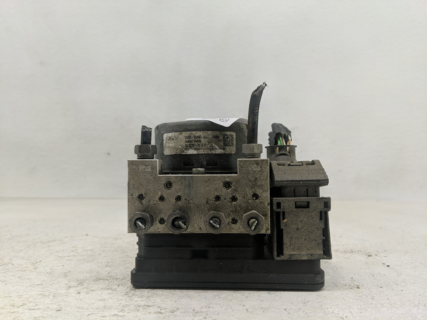 2017-2019 Ford Escape ABS Pump Control Module Replacement P/N:GV61-2C219-DL Fits Fits 2017 2018 2019 OEM Used Auto Parts - O