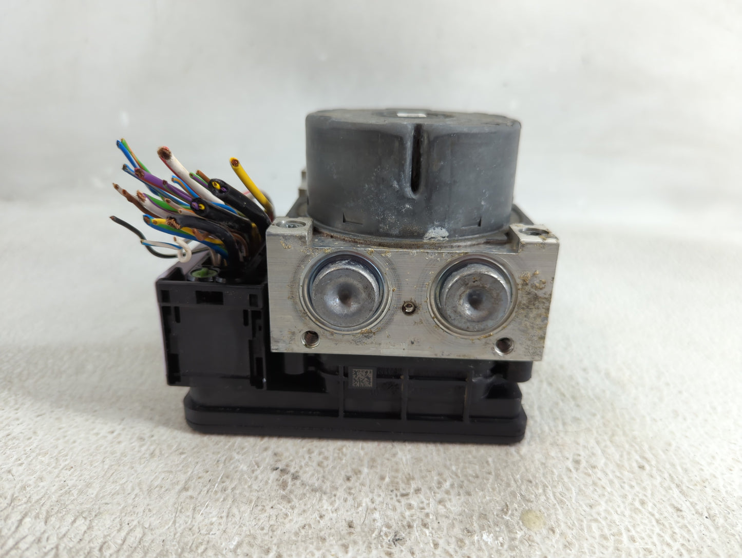 2017-2019 Ford Escape ABS Pump Control Module Replacement P/N:GV61-2C405-CH Fits Fits 2017 2018 2019 OEM Used Auto Parts - O