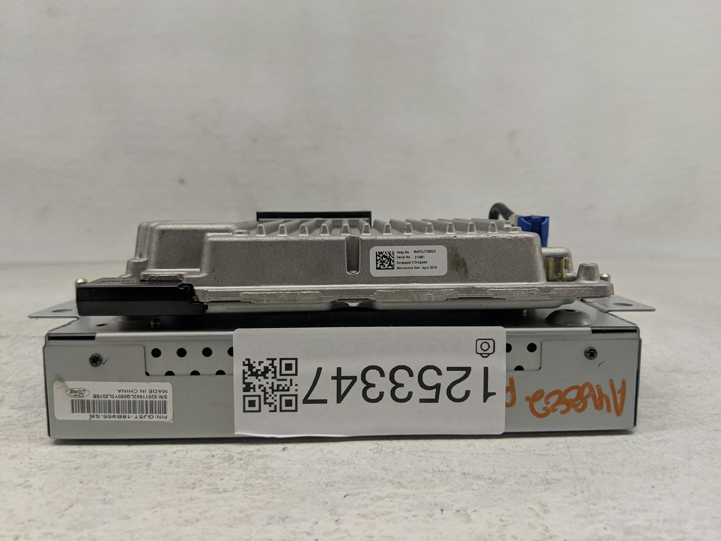 2019 Ford Escape Radio AM FM Cd Player Receiver Replacement P/N:JJ5T-14G370-FBA Fits OEM Used Auto Parts - Oemusedautoparts1