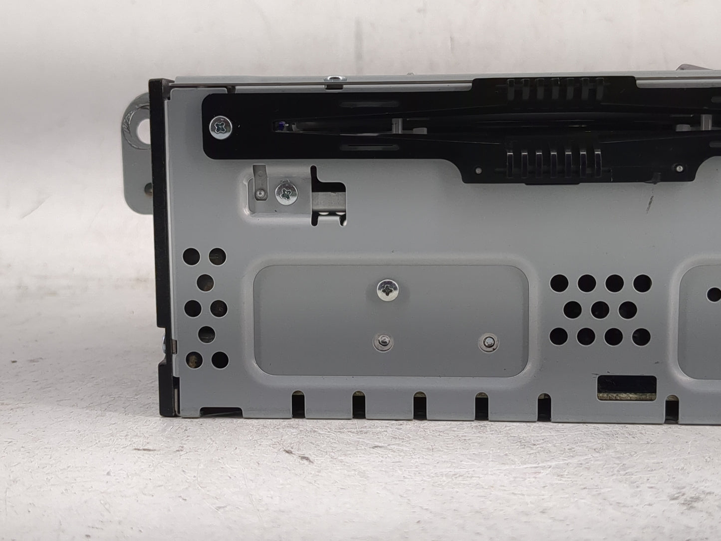 2015-2019 Ford Escape Radio AM FM Cd Player Receiver Replacement P/N:GJ5T-19C107-DD Fits Fits 2015 2016 2017 2018 2019 OEM U