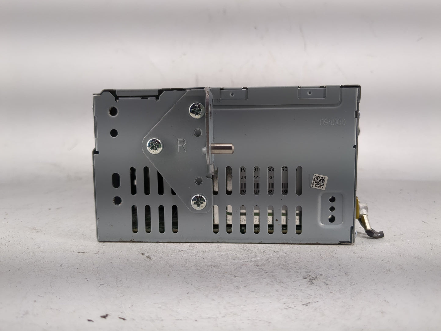 2015-2019 Ford Escape Radio AM FM Cd Player Receiver Replacement P/N:GJ5T-19C107-DD Fits Fits 2015 2016 2017 2018 2019 OEM U