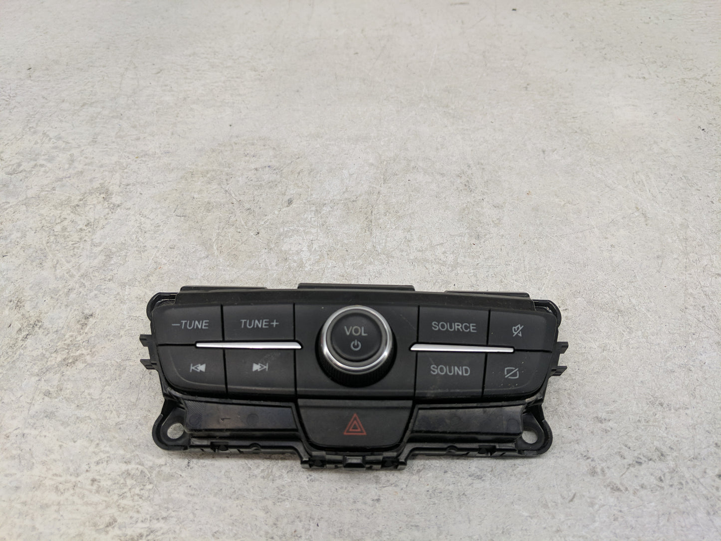 2017-2019 Ford Escape Radio Control Panel - Oemusedautoparts1.com