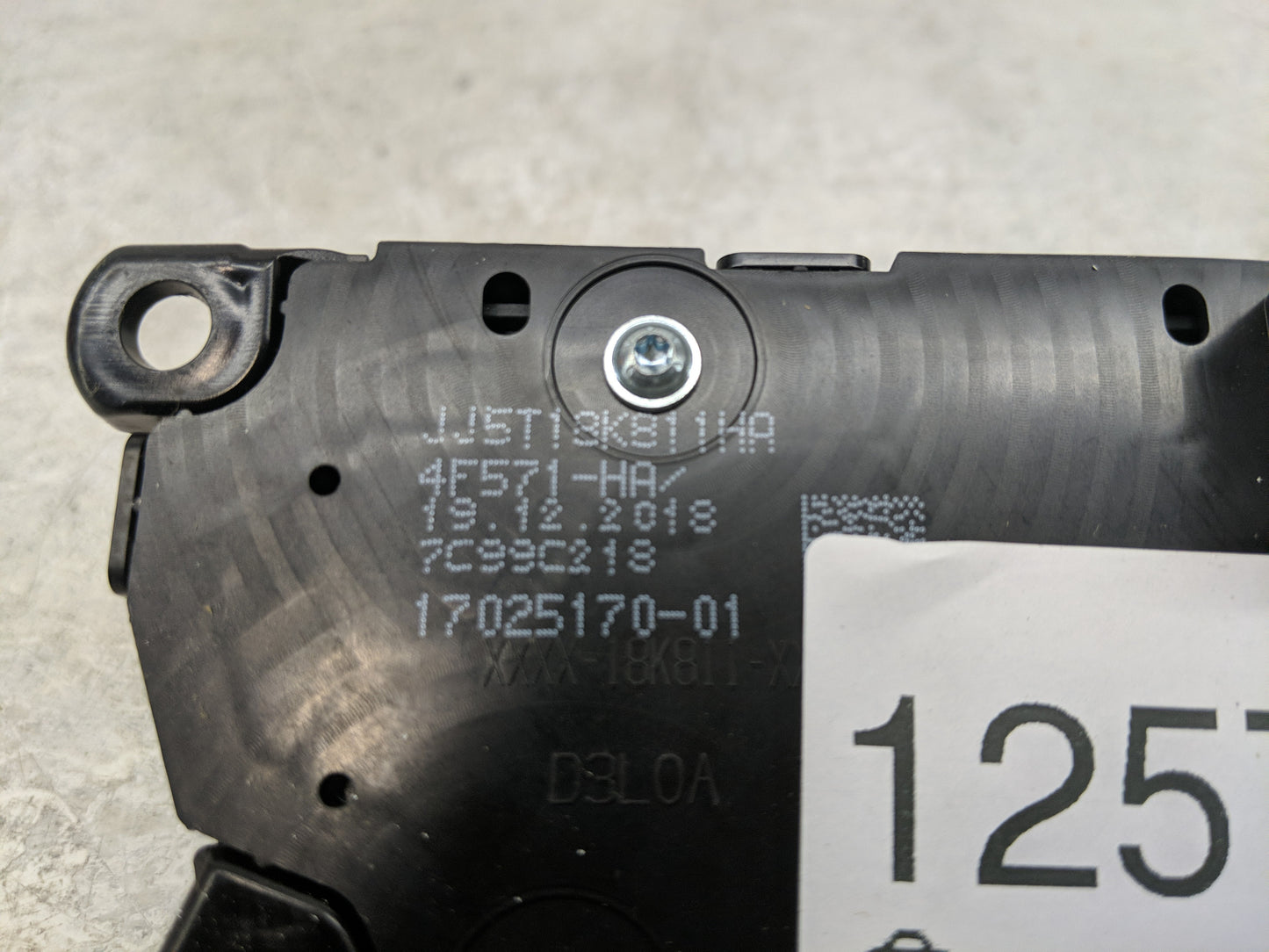 2017-2019 Ford Escape Radio Control Panel - Oemusedautoparts1.com