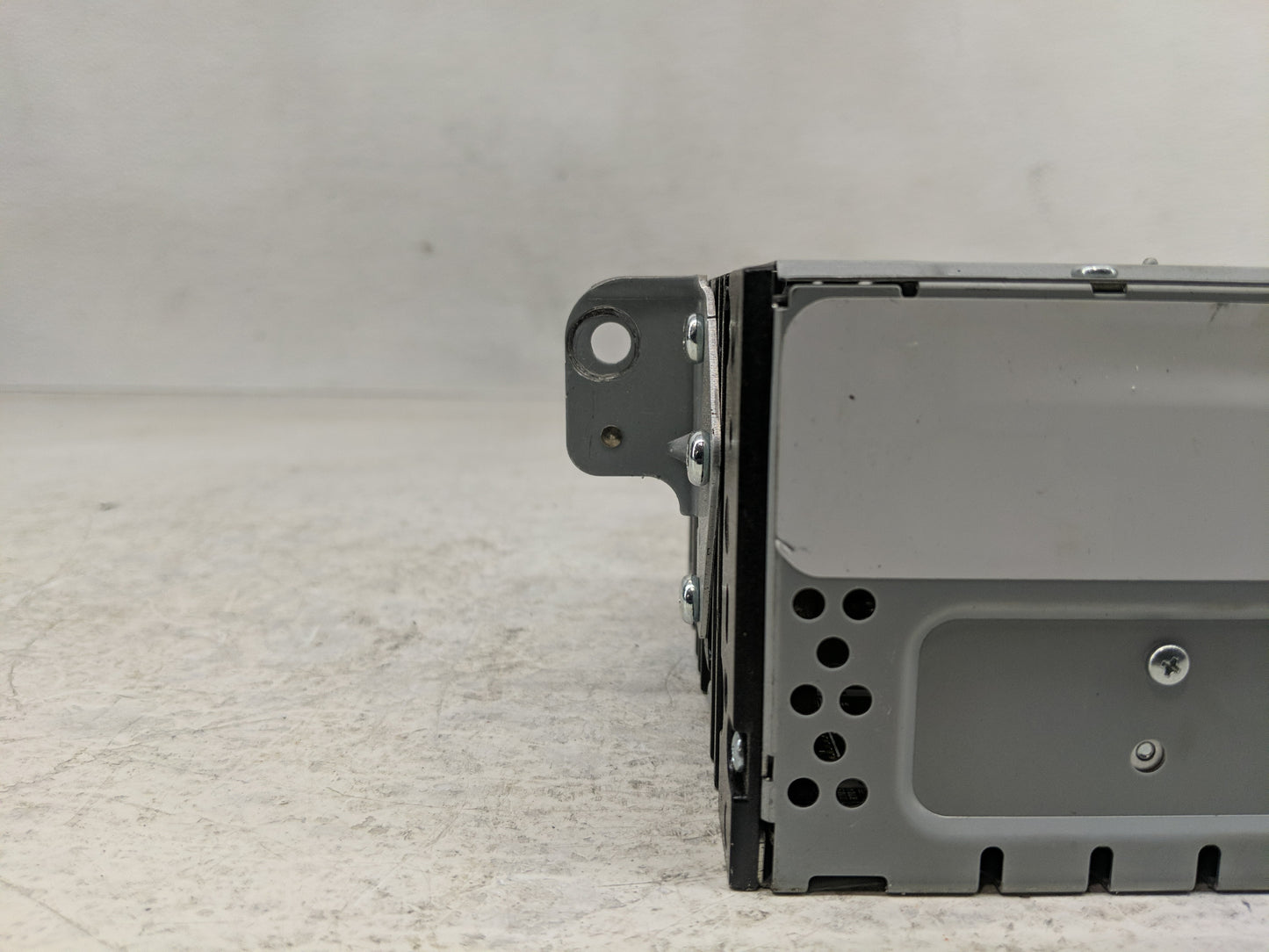 2019 Ford Escape Radio AM FM Cd Player Receiver Replacement P/N:GJ5T-19C107-KA Fits OEM Used Auto Parts - Oemusedautoparts1.