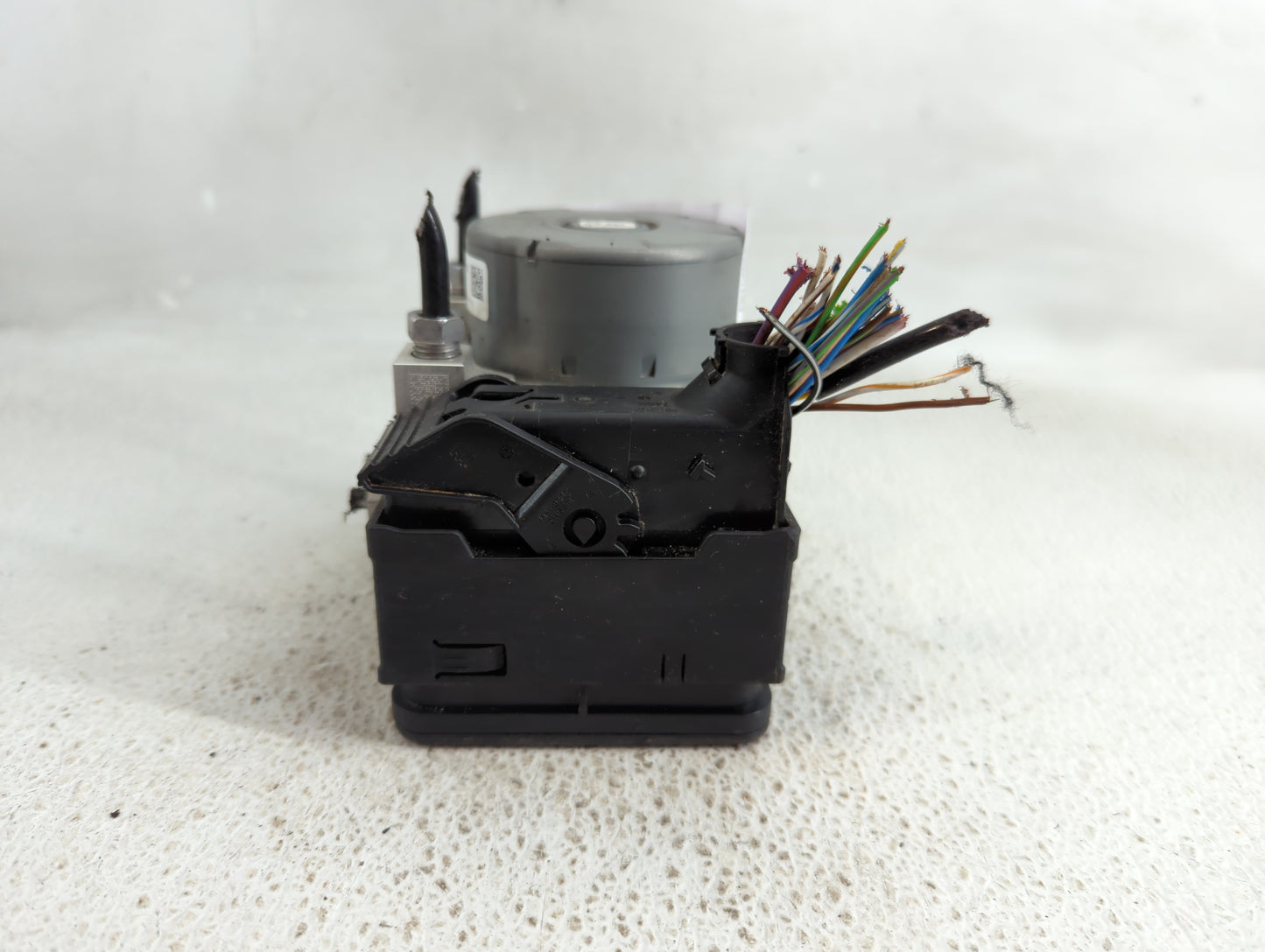 2017-2019 Ford Escape ABS Pump Control Module Replacement P/N:GV61-2C405-CL Fits Fits 2017 2018 2019 OEM Used Auto Parts - O