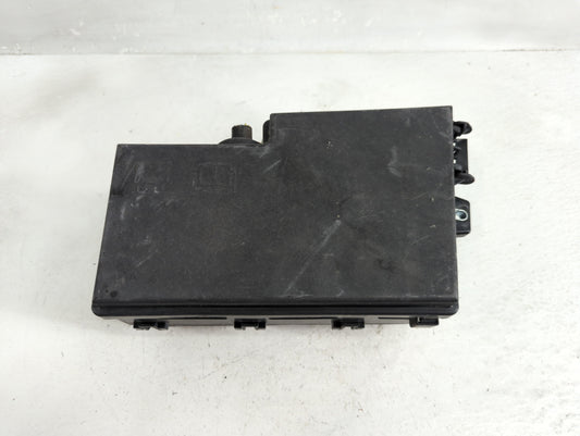 2019 Ford Escape Fusebox Fuse Box Panel Relay Module P/N:GJ7T-14A076-CA 19648 000 002, 21090 000 001 Fits OEM Used Auto Part