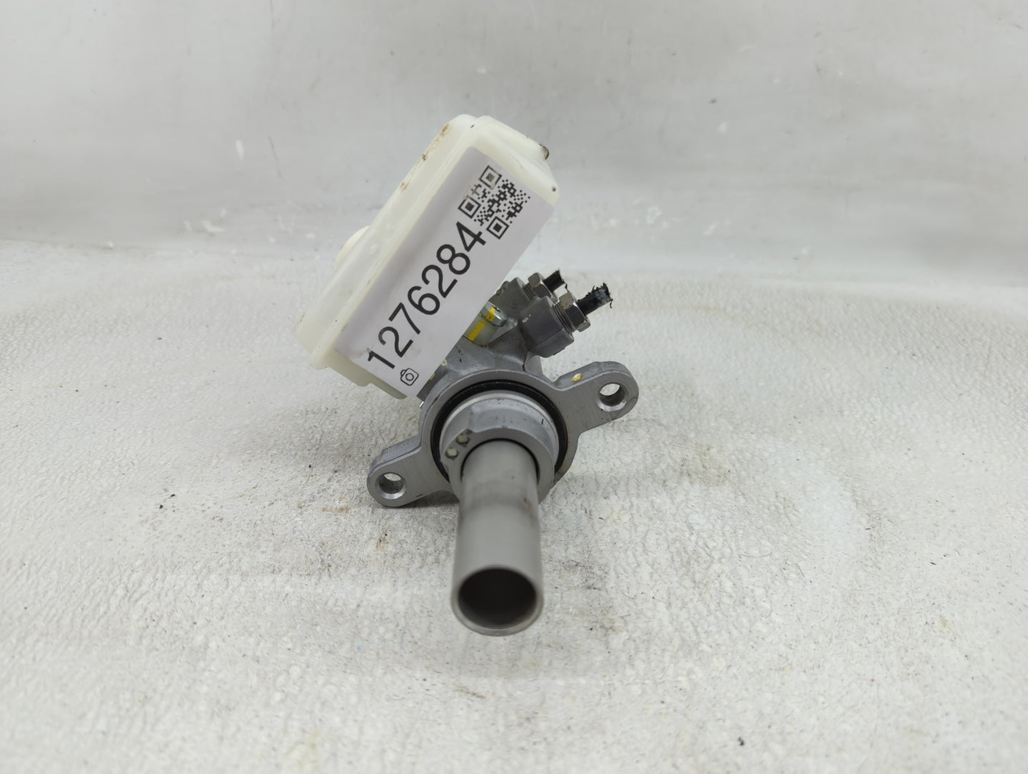 2013-2019 Ford Escape Brake Master Cylinder - Oemusedautoparts1.com